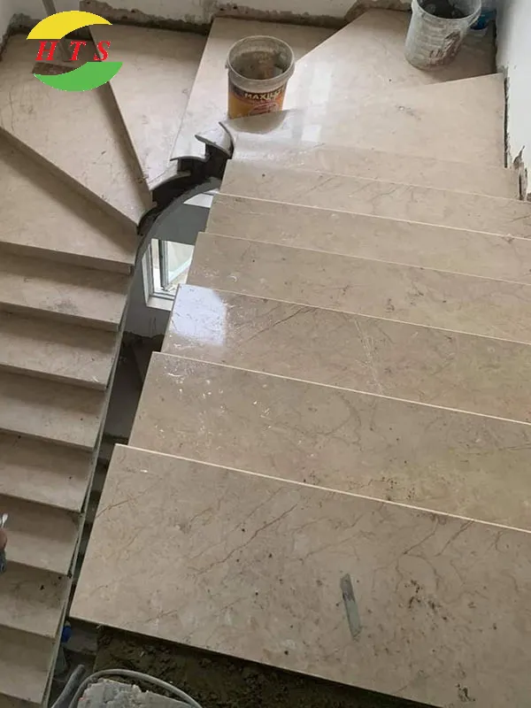 cầu thang marble